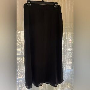 Vince Camuto Black A Line MIDI Flowy Skirt Size Large All Season Fully Lined